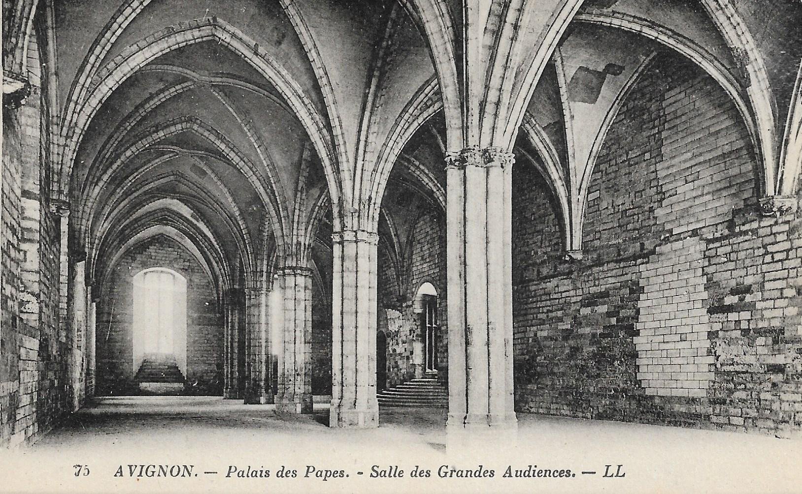 /France/FR_place_1903-1938_AVIGNON. Palais des Papes. Salle des Grandes Audiences.jpg